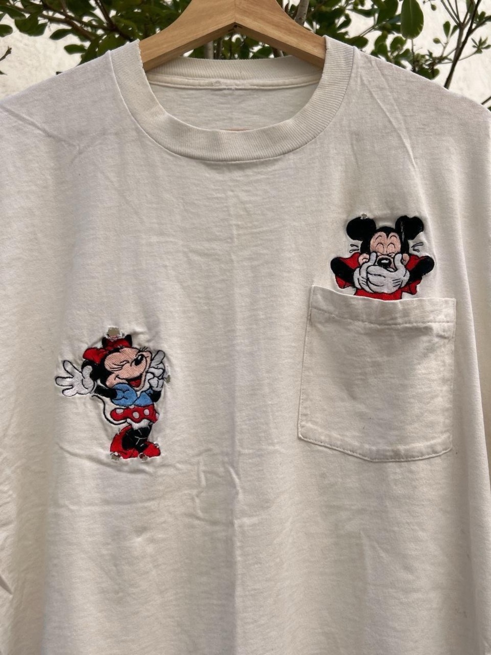 Vintage 90s Disney Mickey Minnie Mouse Embroidered Pocket T Shirt XL - Picture 2 of 8